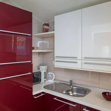 Apartment Daniela - Three Bedroom With Terrace Trogir