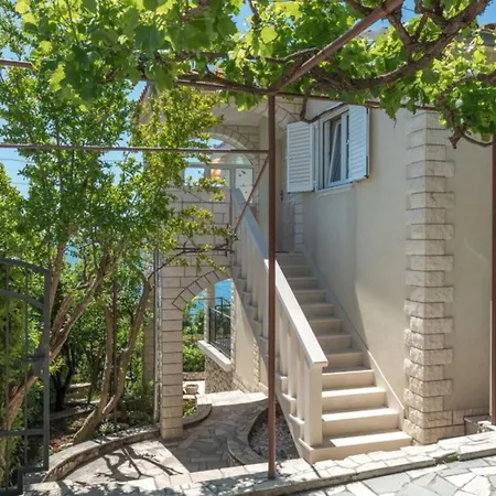 Daniela - Three Bedroom With Terrace *