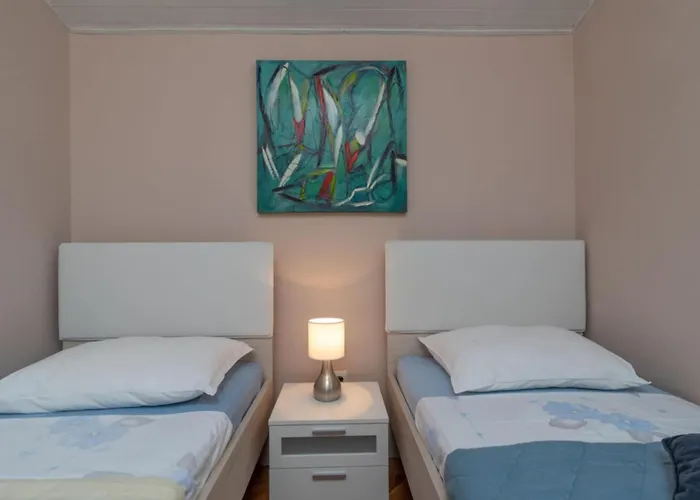 Апартаменты Daniela - Three Bedroom With Terrace *