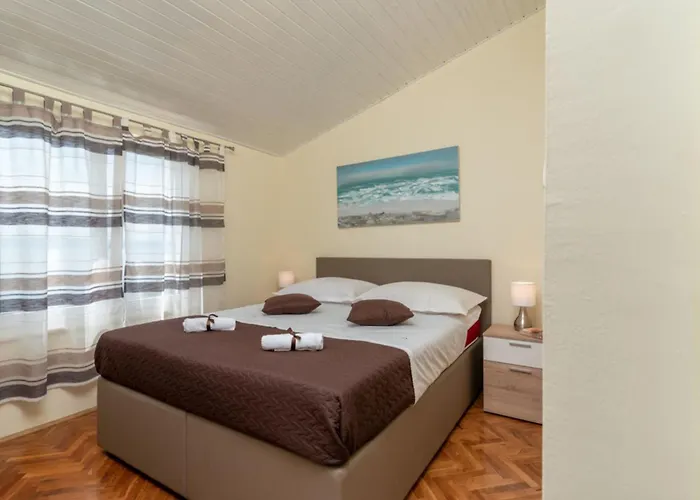 Апартаменты Daniela - Three Bedroom With Terrace *