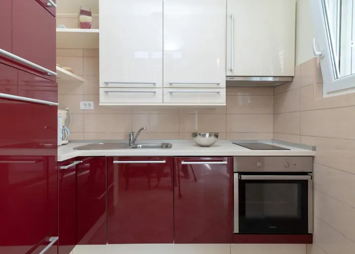 Daniela - Three Bedroom With Terrace 公寓