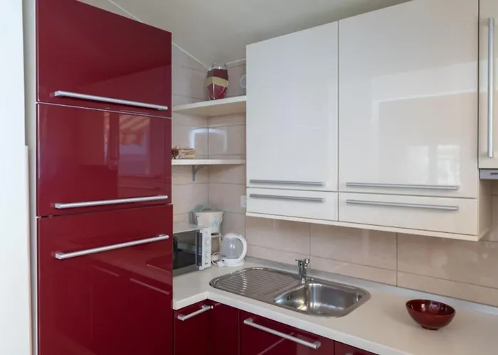 Apartamento Daniela - Three Bedroom With Terrace Trogir