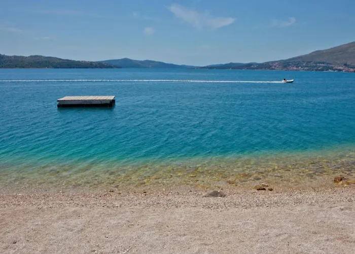 Daniela - Three Bedroom With Terrace Trogir