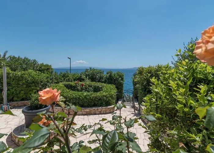 Daniela - Three Bedroom With Terrace *